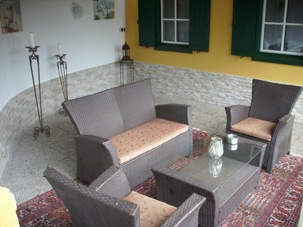 Gaestehaus Maxltoni Kitzeck im Sausal Bagian luar foto