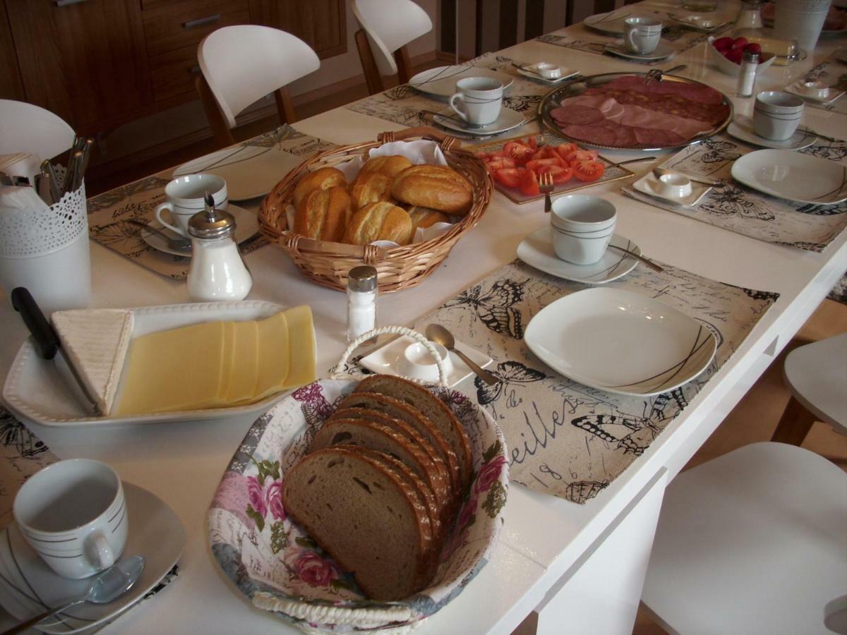 Gaestehaus Maxltoni Kitzeck im Sausal Bagian luar foto